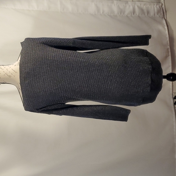 White House Black Market off shoulder Sweater Size Small - Picture 14 of 17